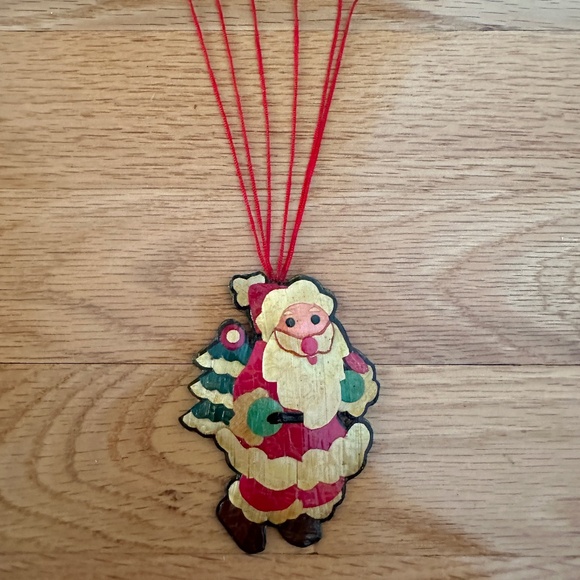 Vintage Wood Veneer Christmas Tree Ornaments Balloon Santa Parachute Church - Picture 3 of 16